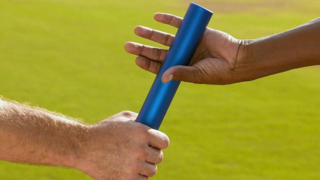 乡村振兴战略助推农村篮球全民参与，乡村篮球队百科